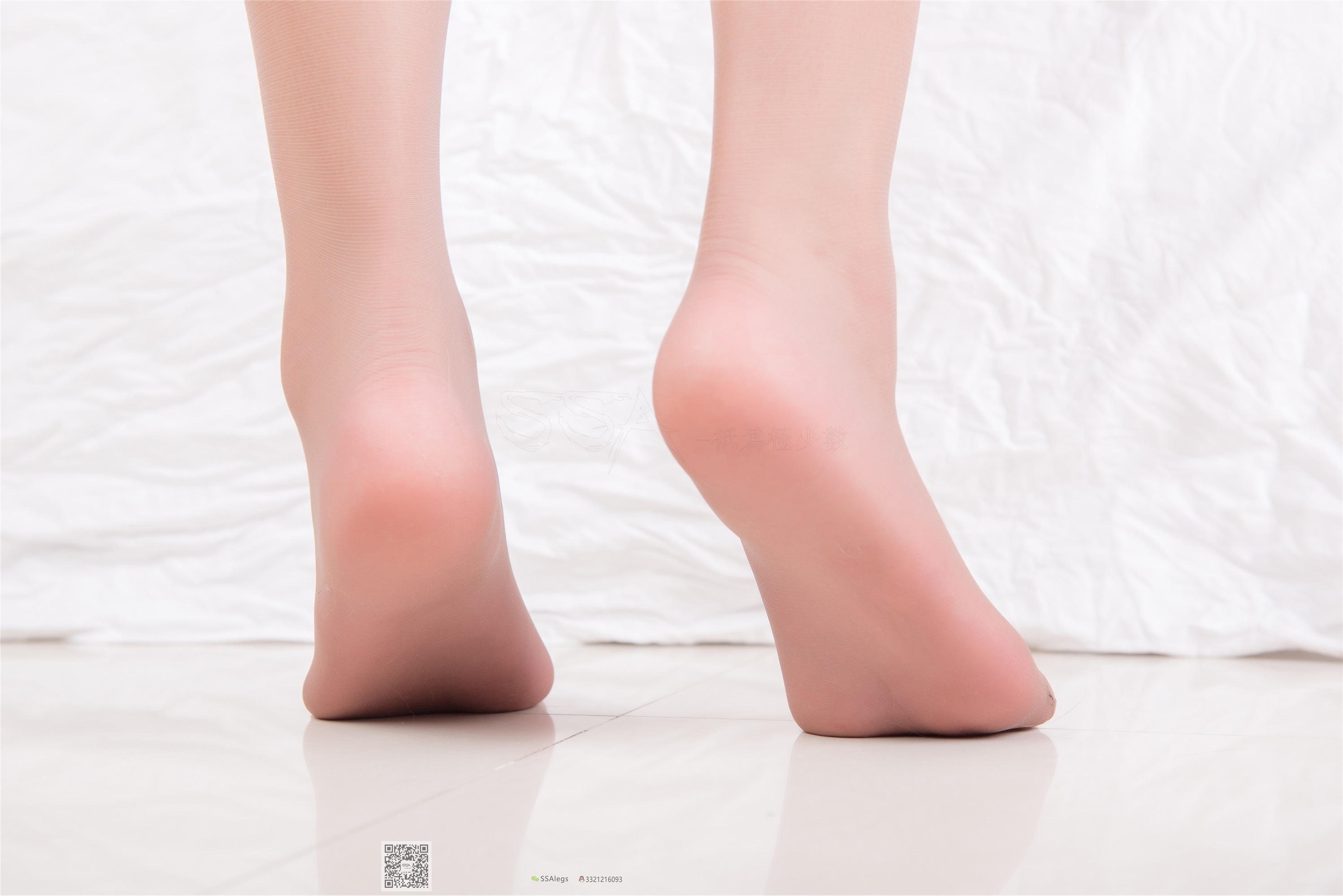 SSA丝社 NO.034 大大 咖啡丝完美腿部曲线